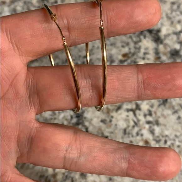 ❌SOLD❌14K Vintage Yellow Gold Hoops 💙💙 - Picture 6 of 12